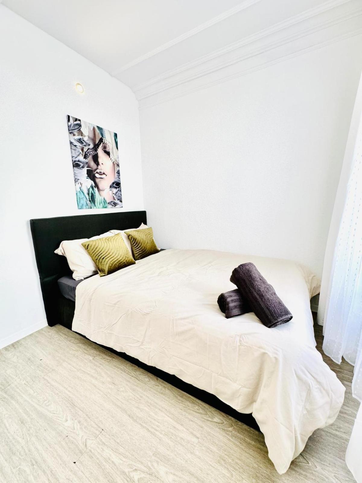 Comfy 4br Apt, 12-min To Fac Platz *