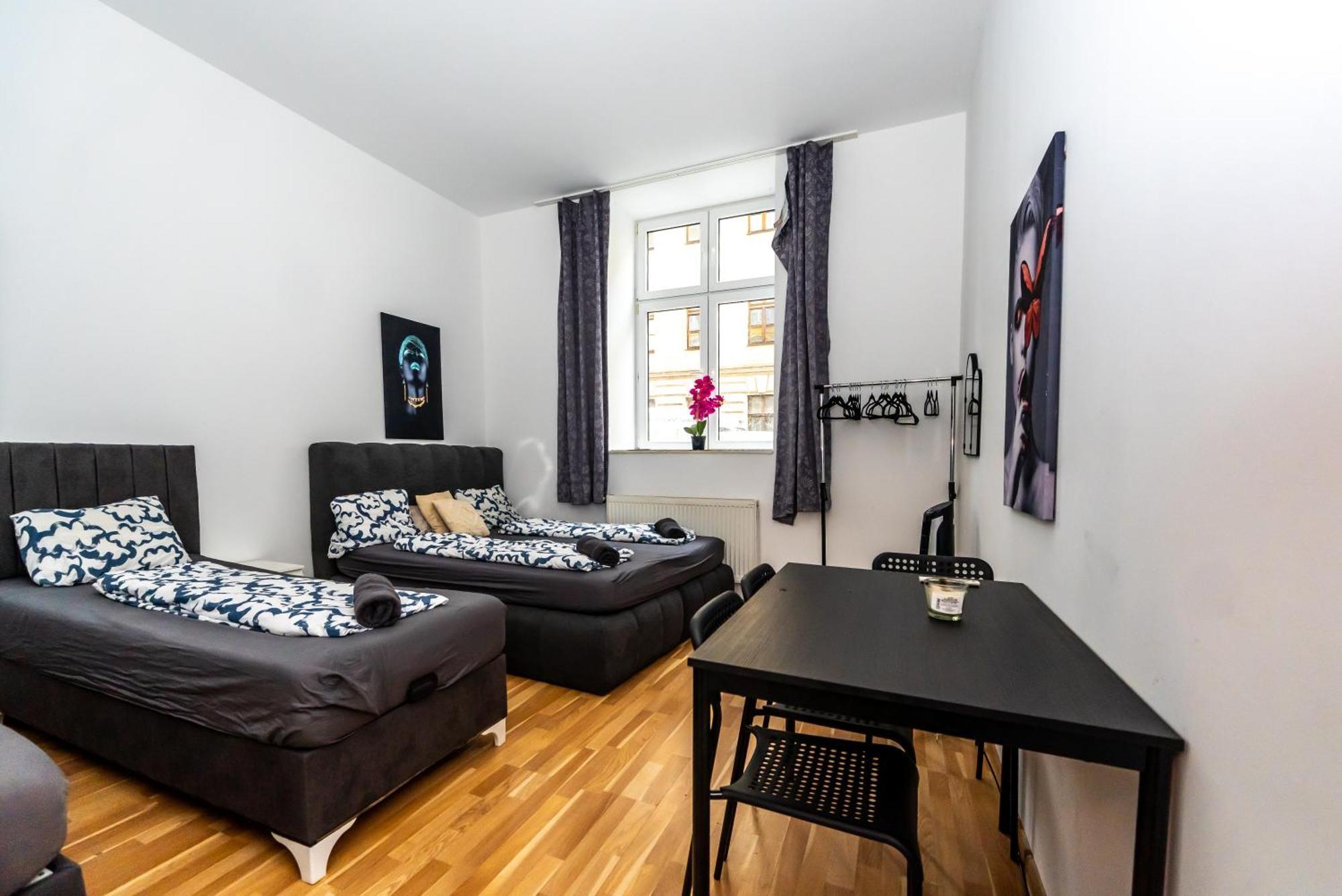 Family Studio- 7 Minutes To Schoenbrunn Palace *