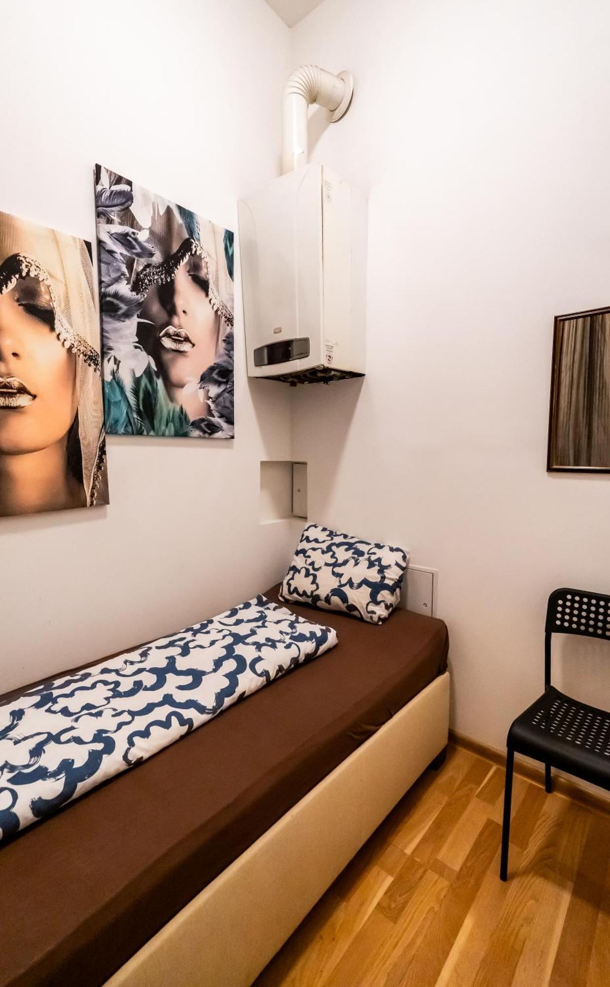 Family Studio- 7 Minutes To Schoenbrunn Palace Aparthotel *