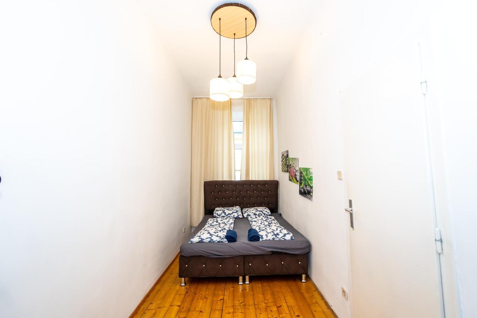 Family - 7 Minutes To Schoenbrunn Palace Aparthotel *