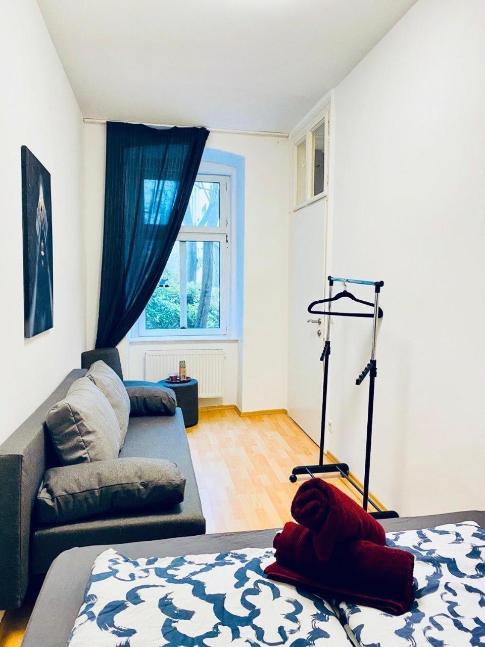 Cozy 3br Shared For Groups, 10-min To Waehringer Park Apartment Vienna