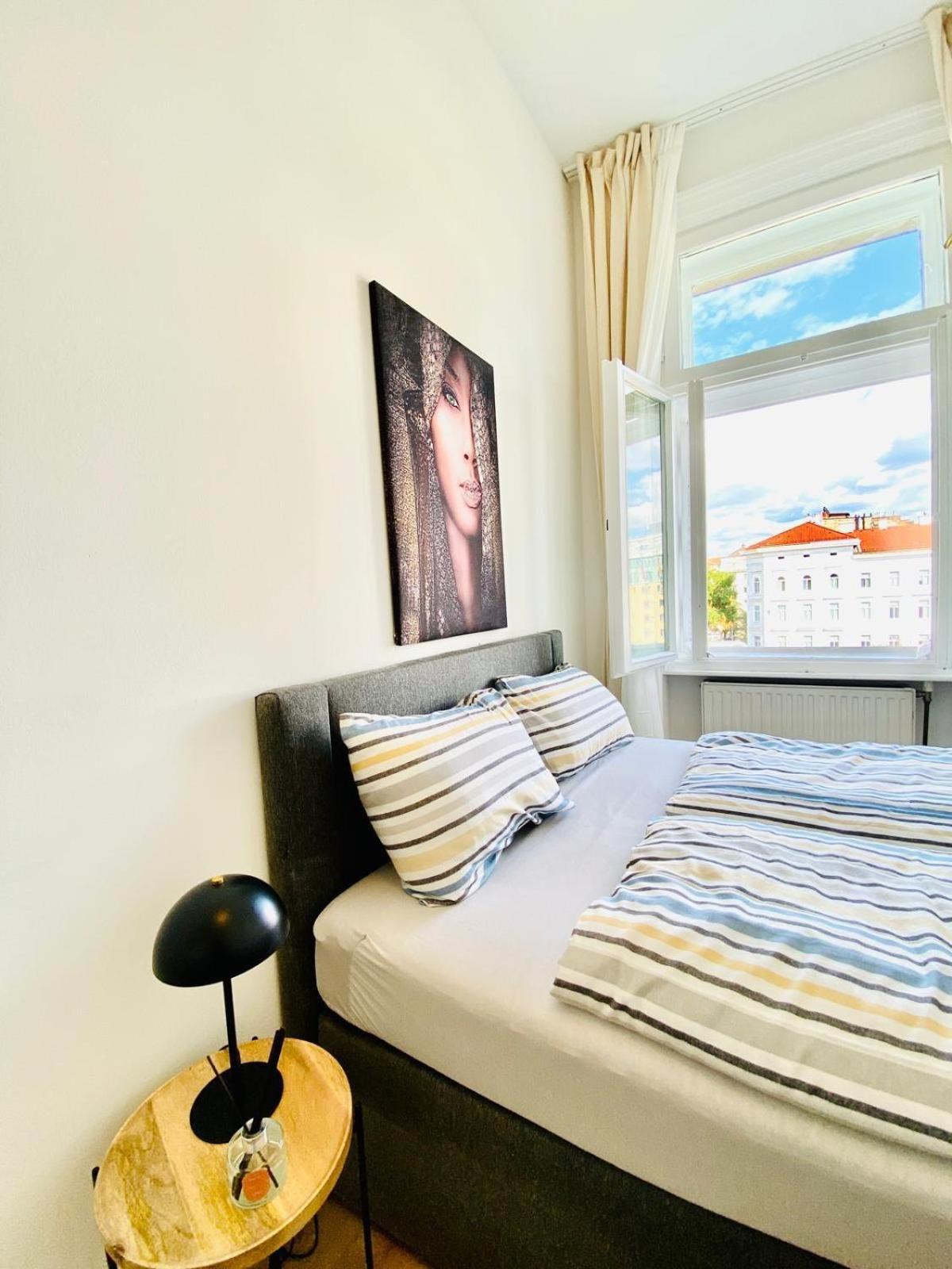 5br Shared Ideal For Groups 7 Min To Westbahnhof Apartment Vienna