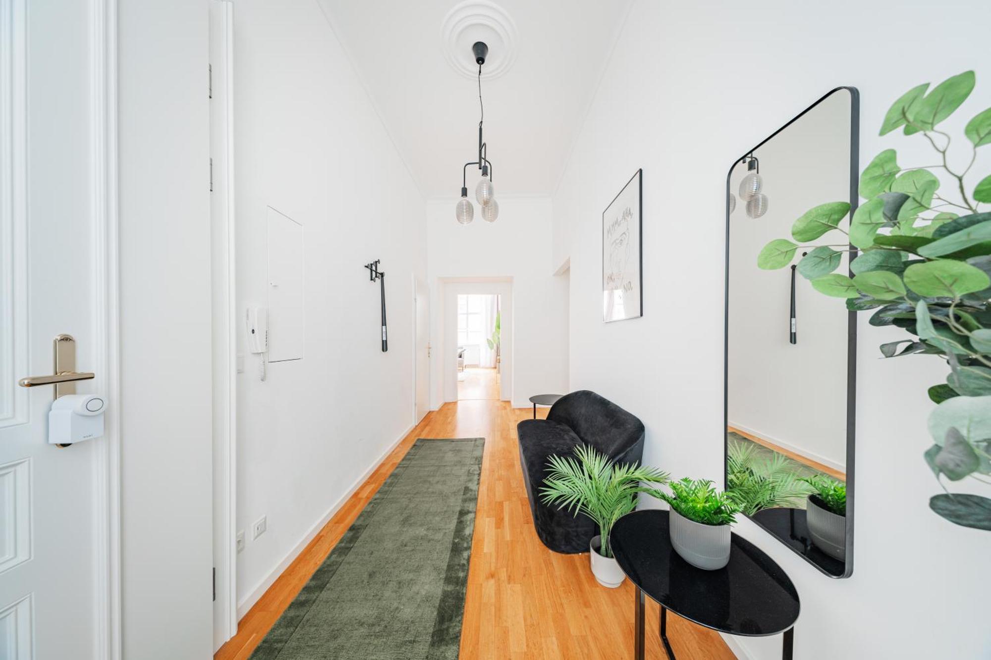 Franz By Home1 *