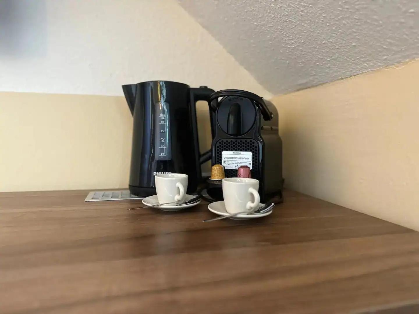 Apartment Paid Parking I Calm Location I 10 Minutes To S-bahn