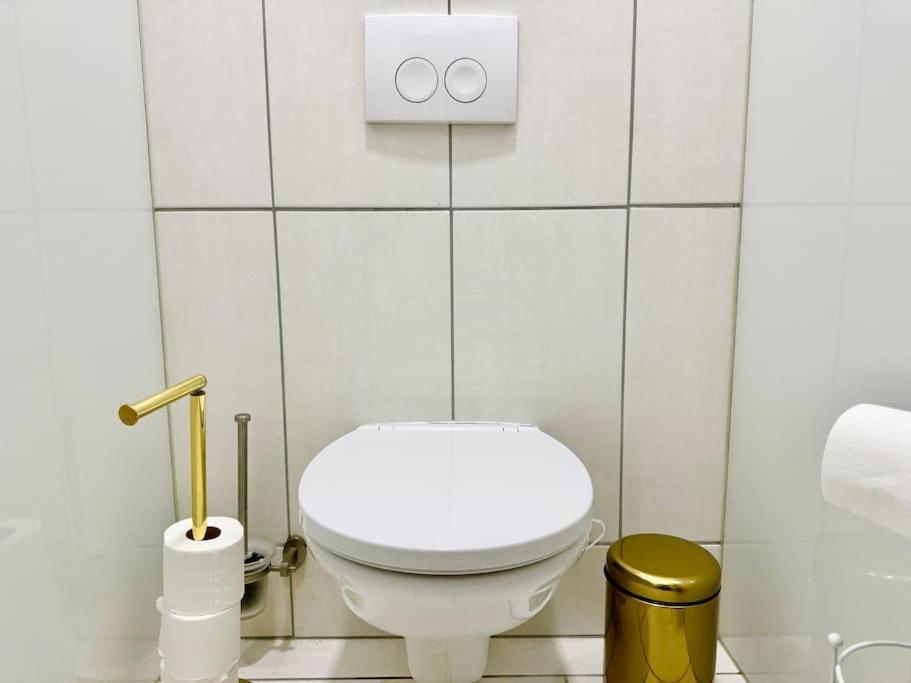 130 M2 4 Bedroom With Balcony & Free Parking Vienna