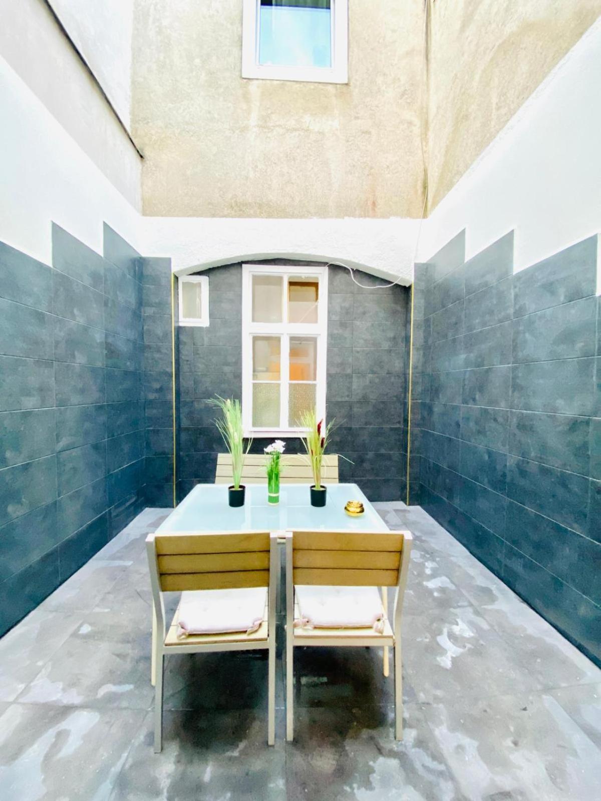 Apartment Ottakring Gem Shared 4-br Retreat Breathtaking Views