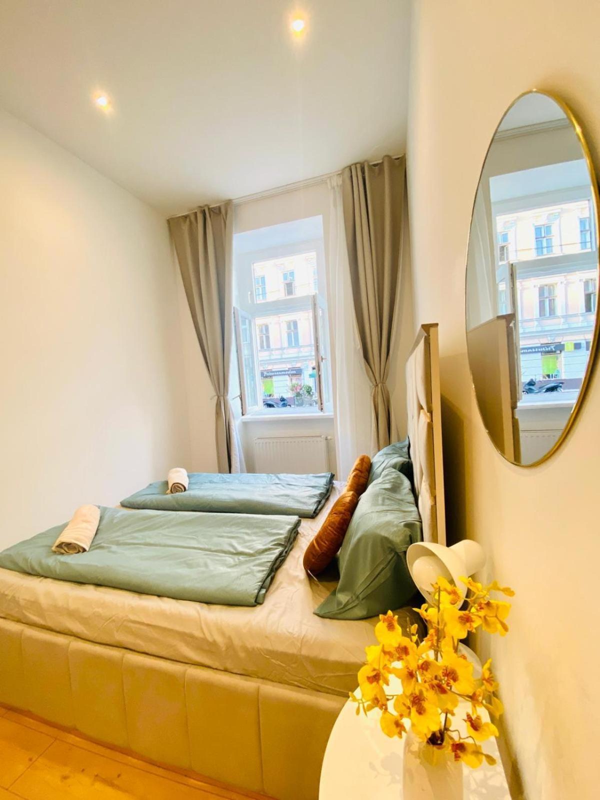 Apartment Ottakring Gem Shared 4-br Retreat Breathtaking Views