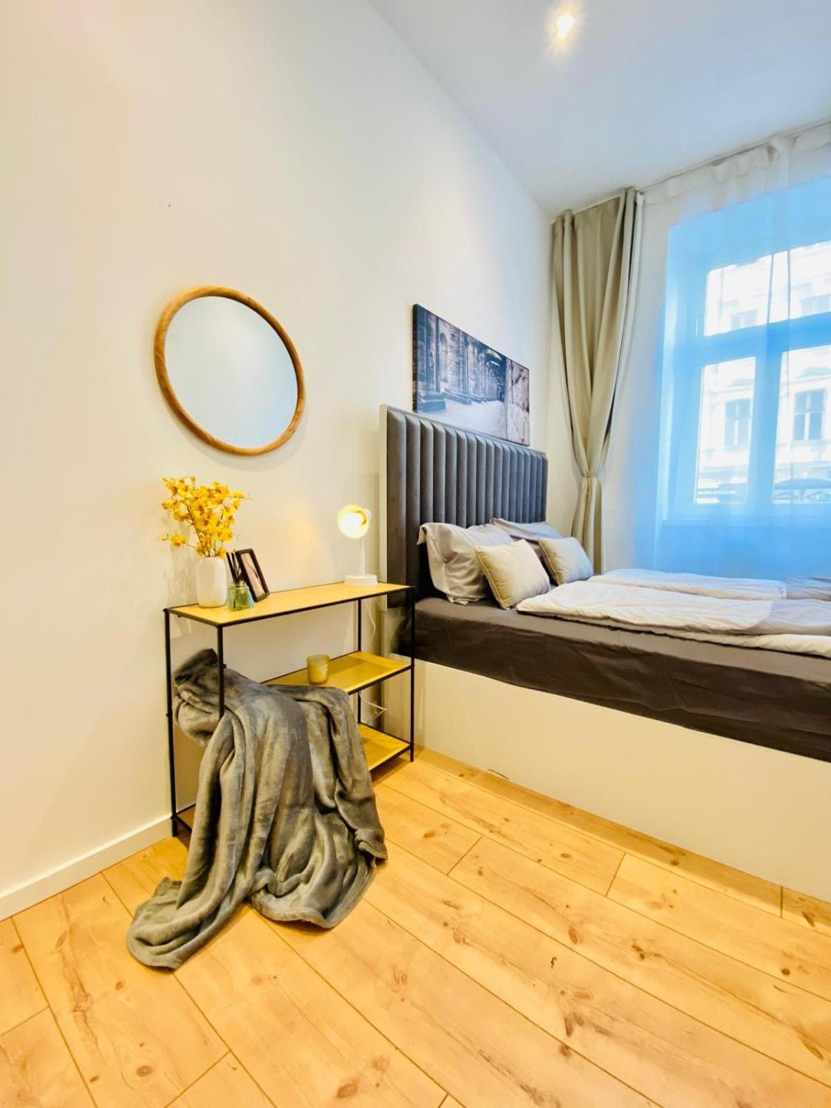Ottakring Gem Shared 4-br Retreat Breathtaking Views * Vienna