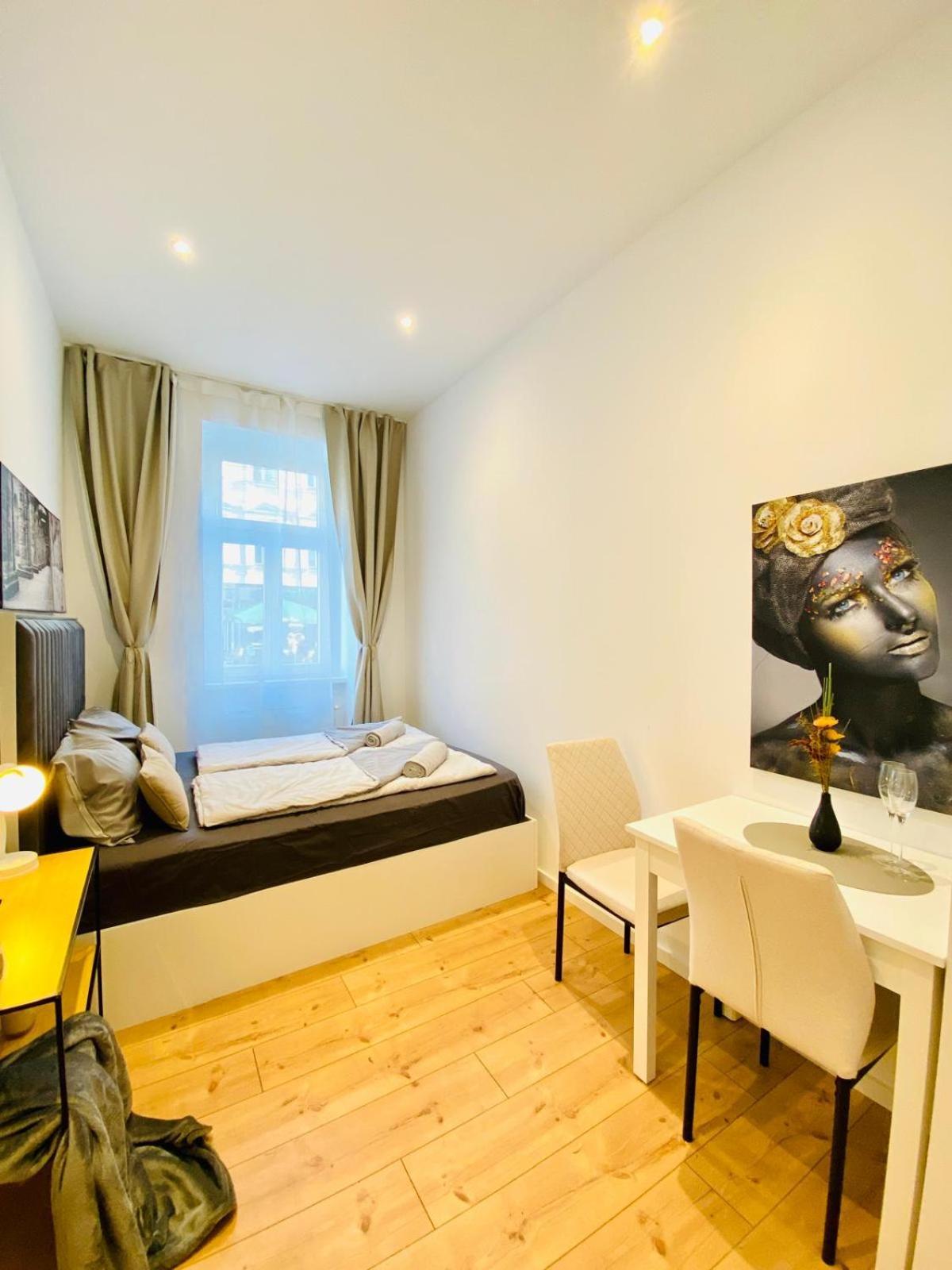 Ottakring Gem Shared 4-br Retreat Breathtaking Views
