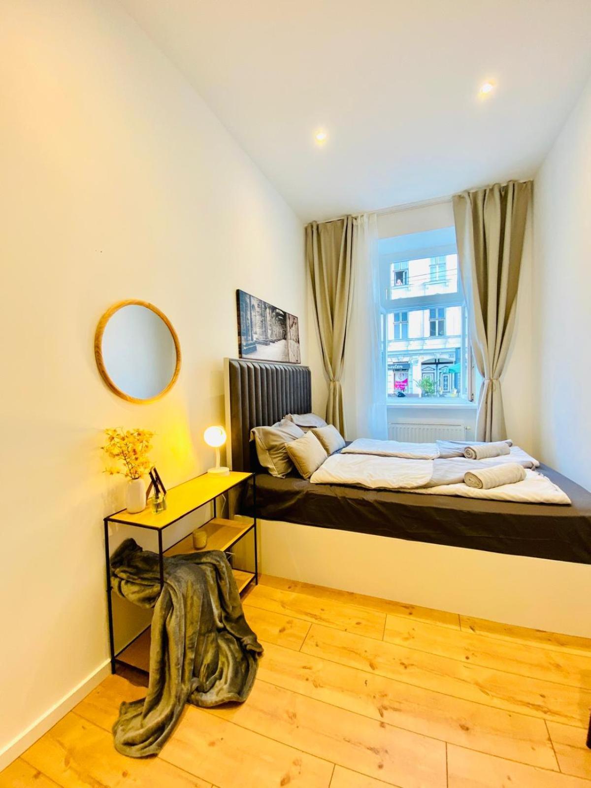 Ottakring Gem Shared 4-br Retreat Breathtaking Views