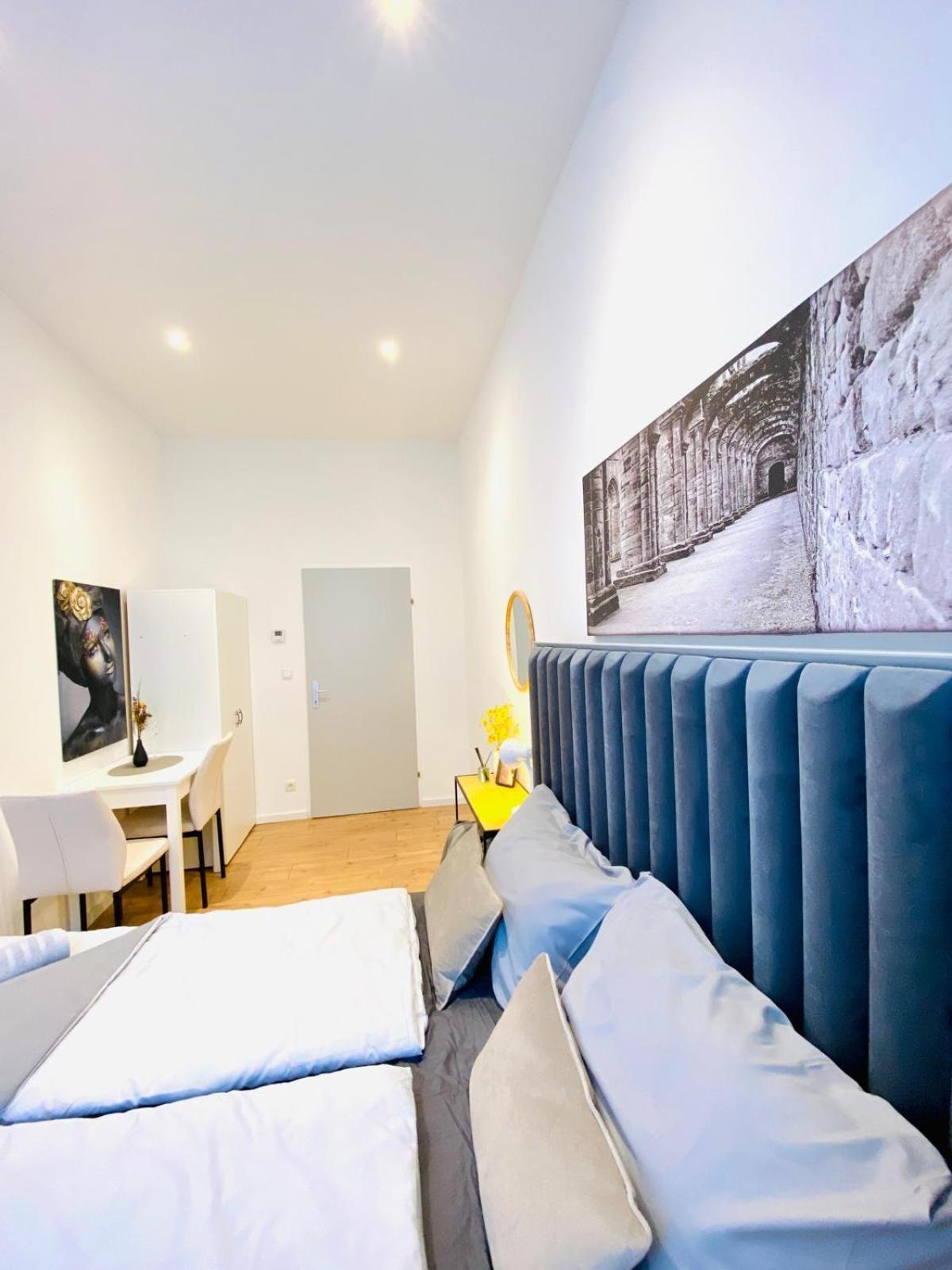 Ottakring Gem Shared 4-br Retreat Breathtaking Views Apartment *