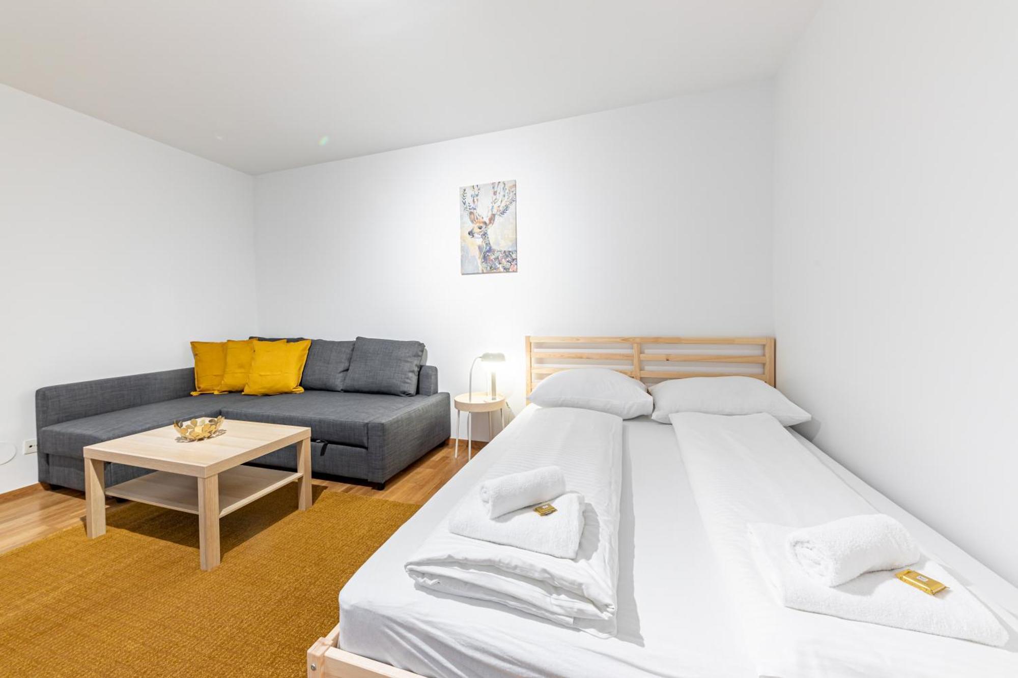 Calm & Easy By Jr Apartment