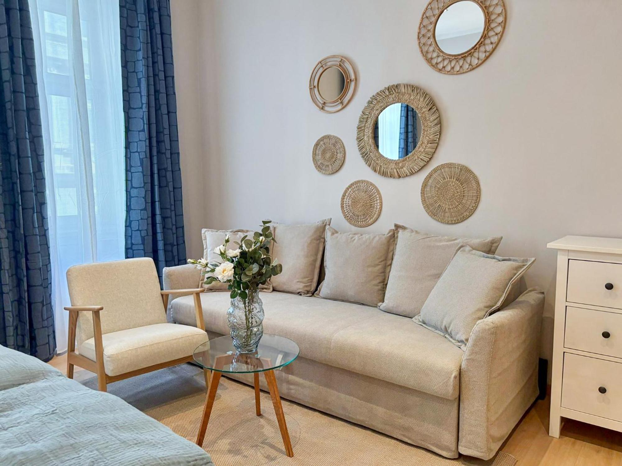 Spacious And Near Metro I Close To Parks I Akh Apartamento Viena