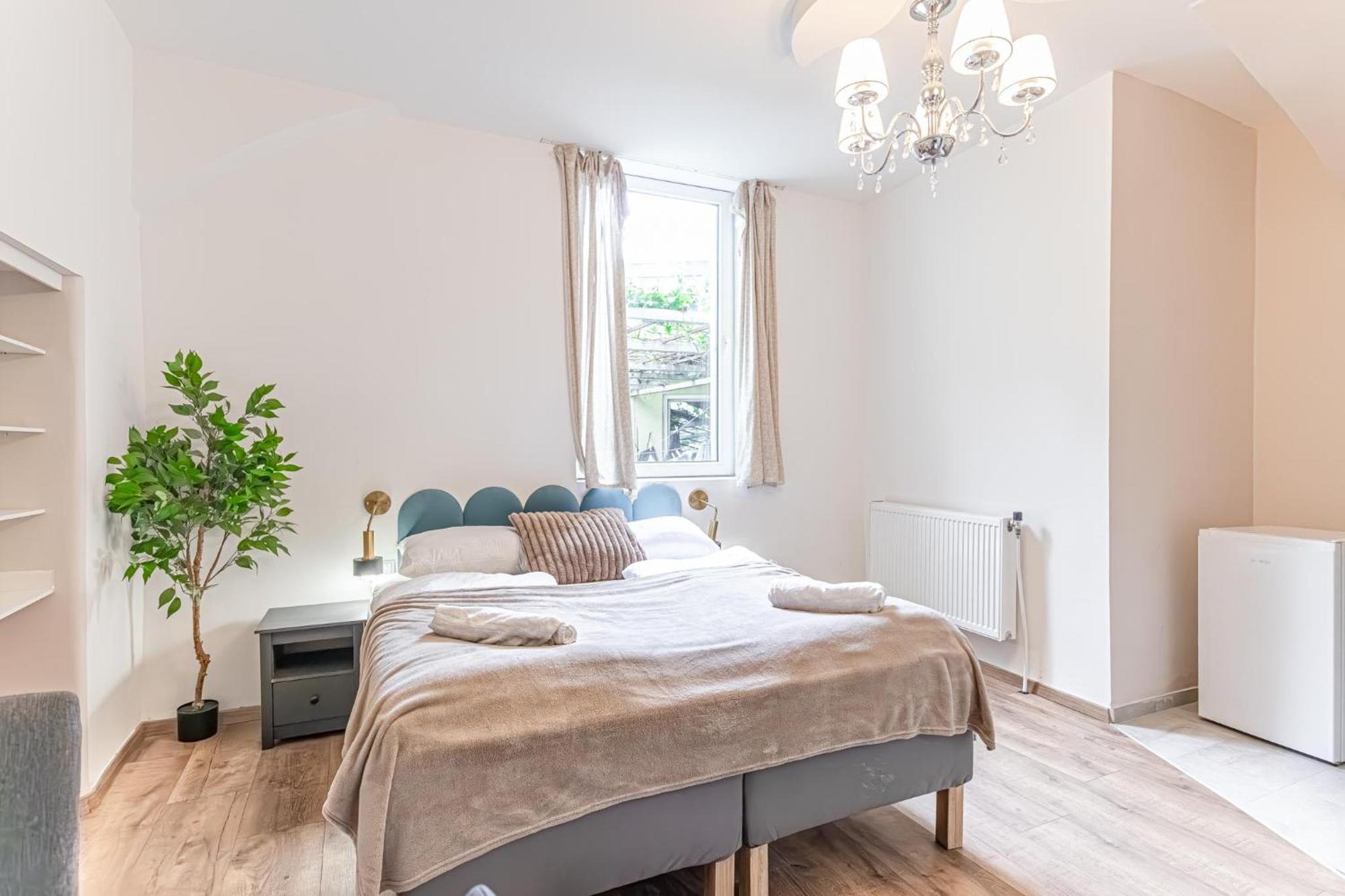 Trendy Near Westbahnhof With Kitchenette & Smart Tv Apartment Wien