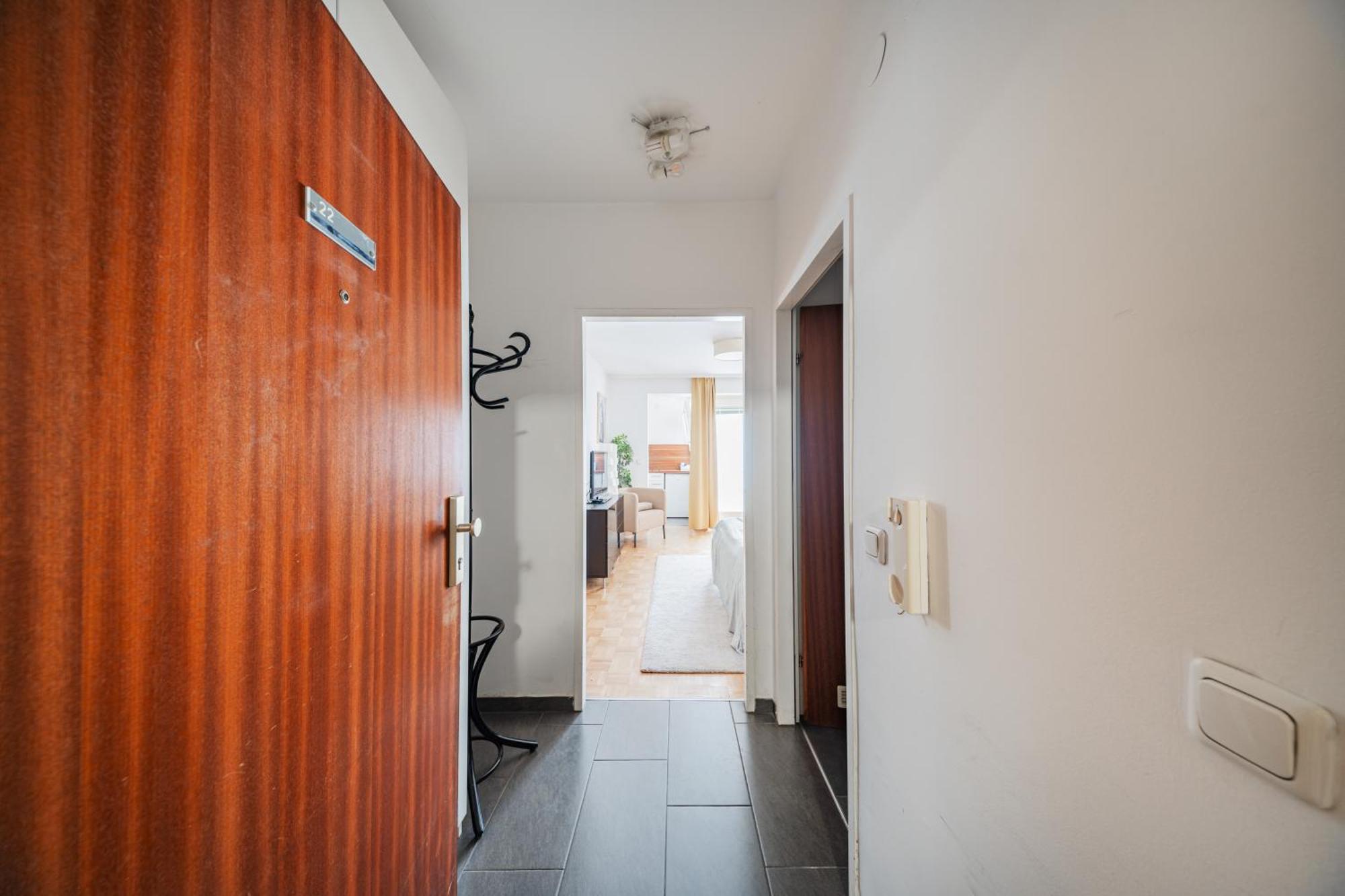 Apartment Next To Karlskirche Wien