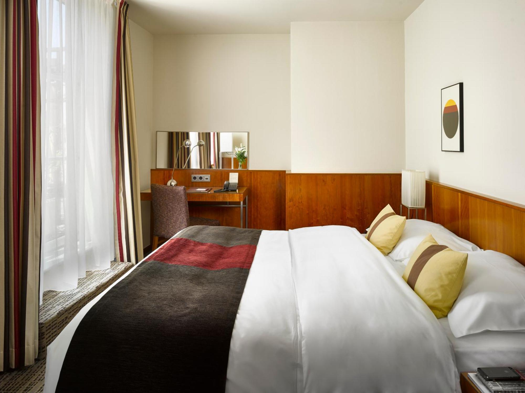 K+k Maria Theresia Hotel 4*