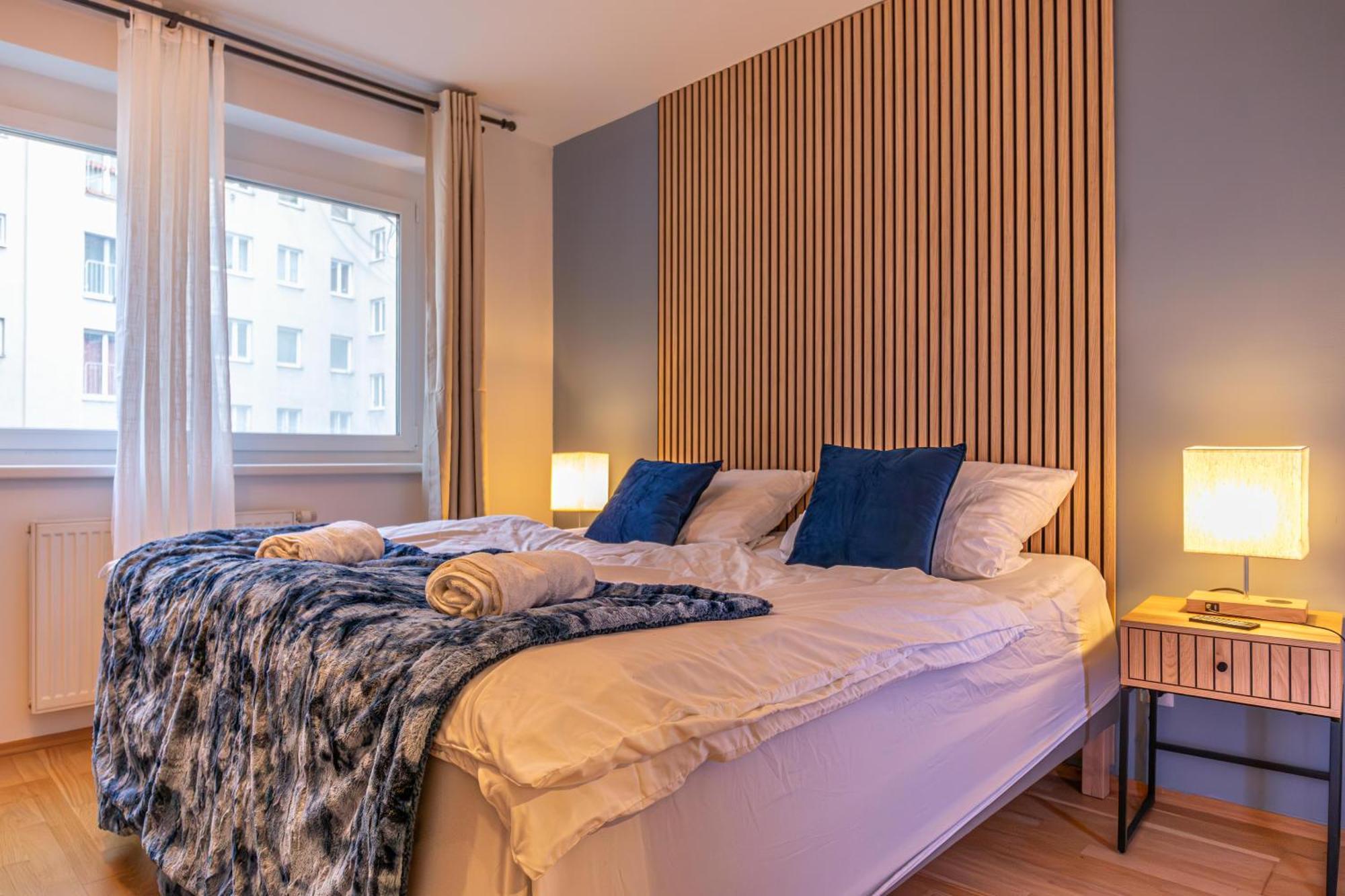 Superb Fully Equipped Apartment, 9 Min To Center Via Metro