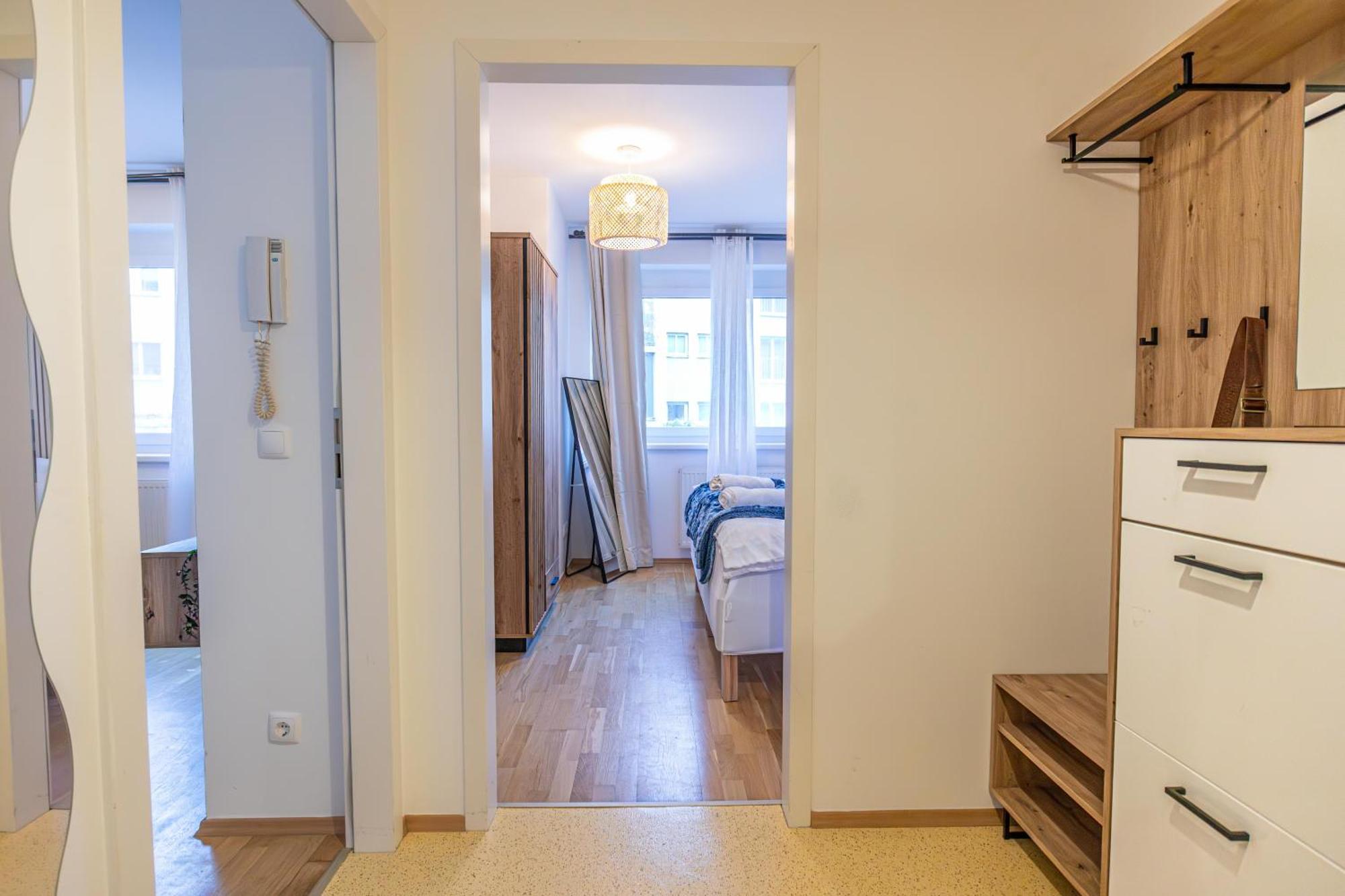 Superb Fully Equipped Apartment, 9 Min To Center Via Metro Apartamento *