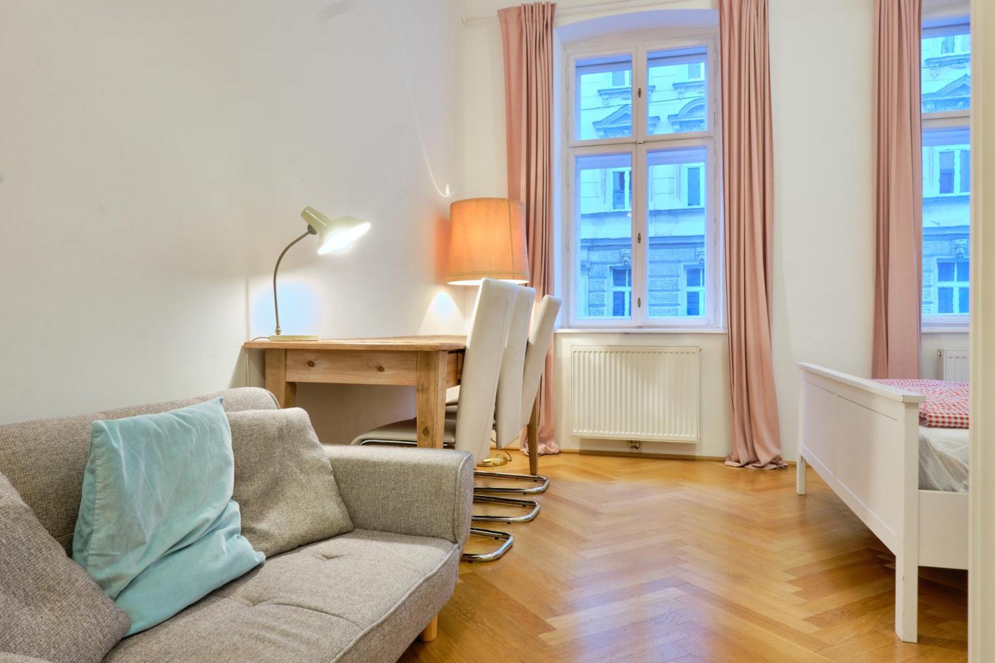 Chic - Near U3 Metro Apartment Vienna