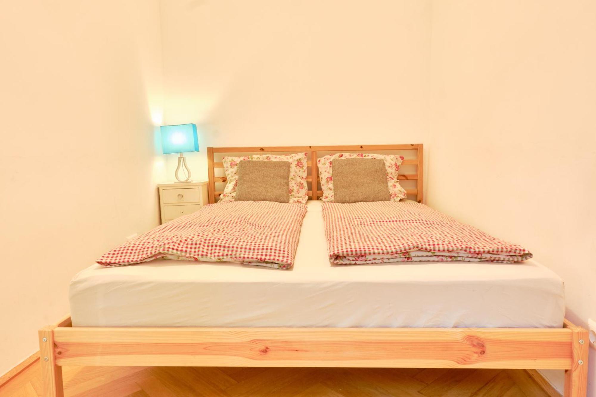 Chic - Near U3 Metro Apartment *