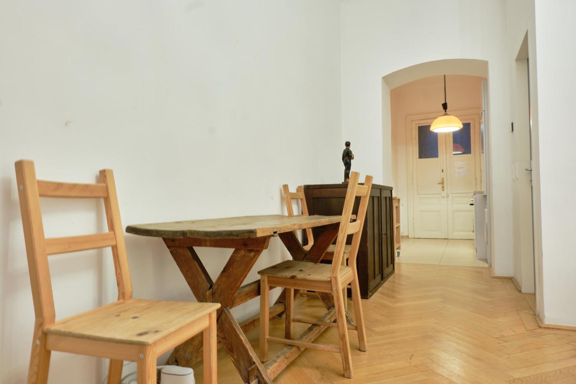 Chic - Near U3 Metro Apartment