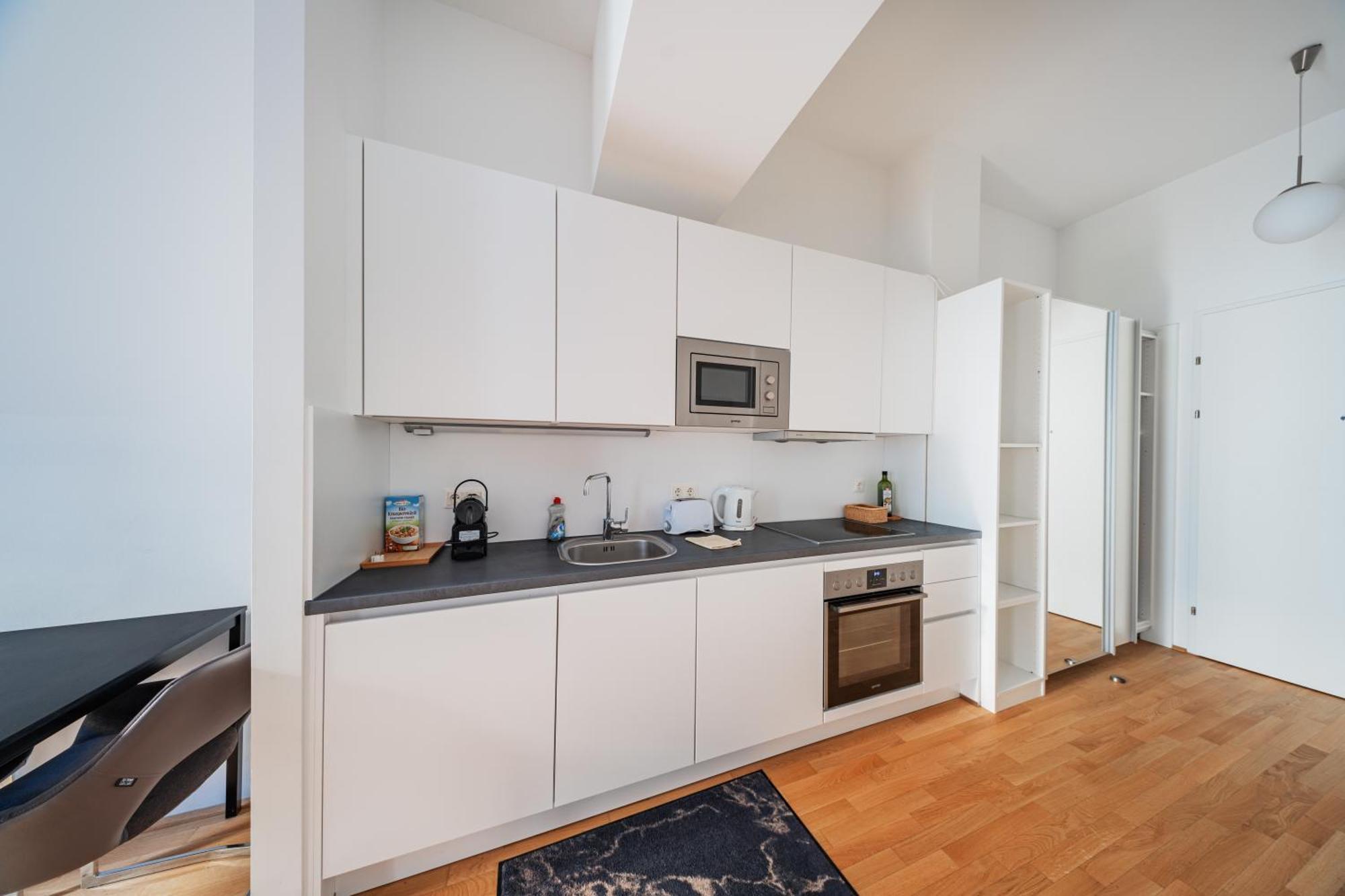 Apartment Stylish Nest For 4