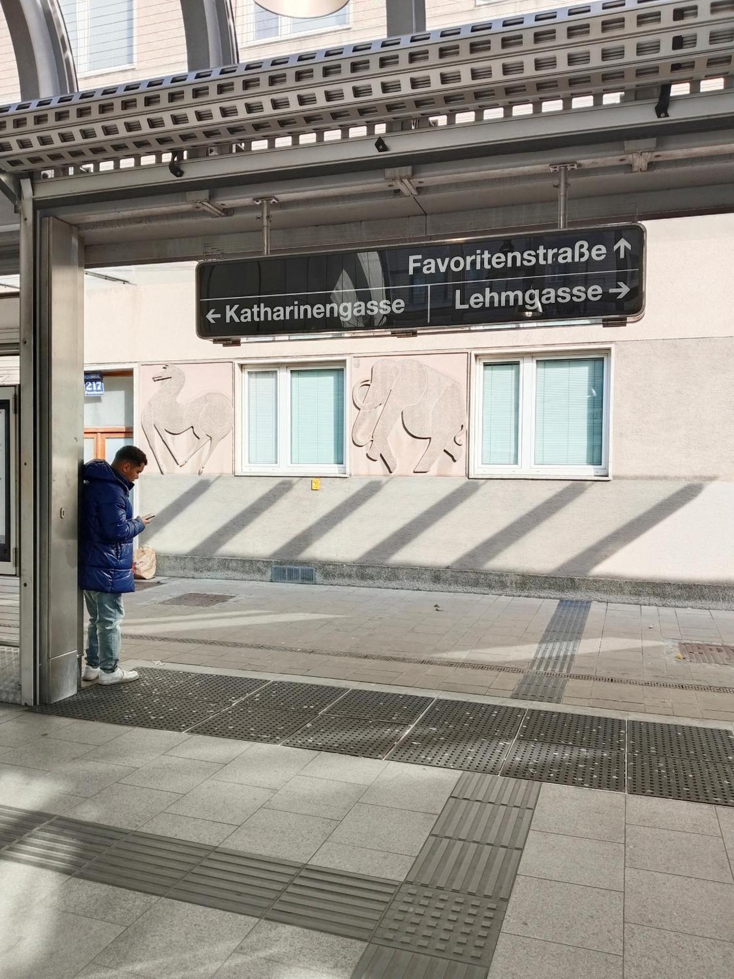 Ostello Favorit-rooms Direkt Metro-u1 Connection To Centralstation And City-center