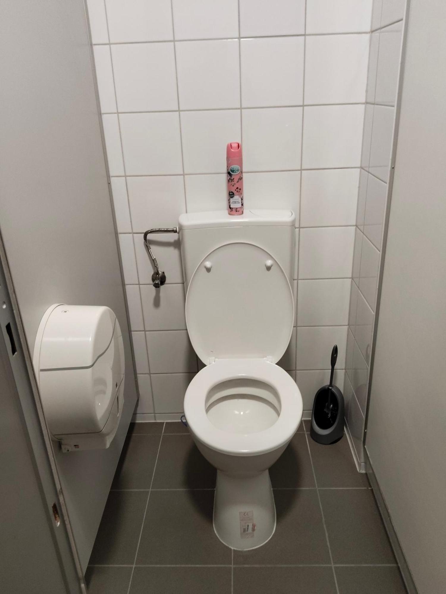 Ostello Favorit-rooms Direkt Metro-u1 Connection To Centralstation And City-center Vienna