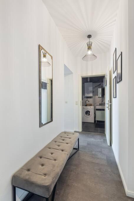 Luxury Vintage Vibe Apartment Vienna