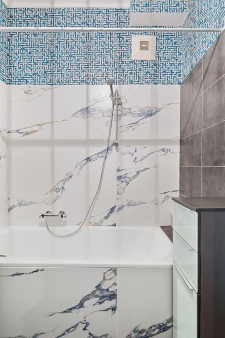 Luxury Vintage Vibe Apartment Vienna