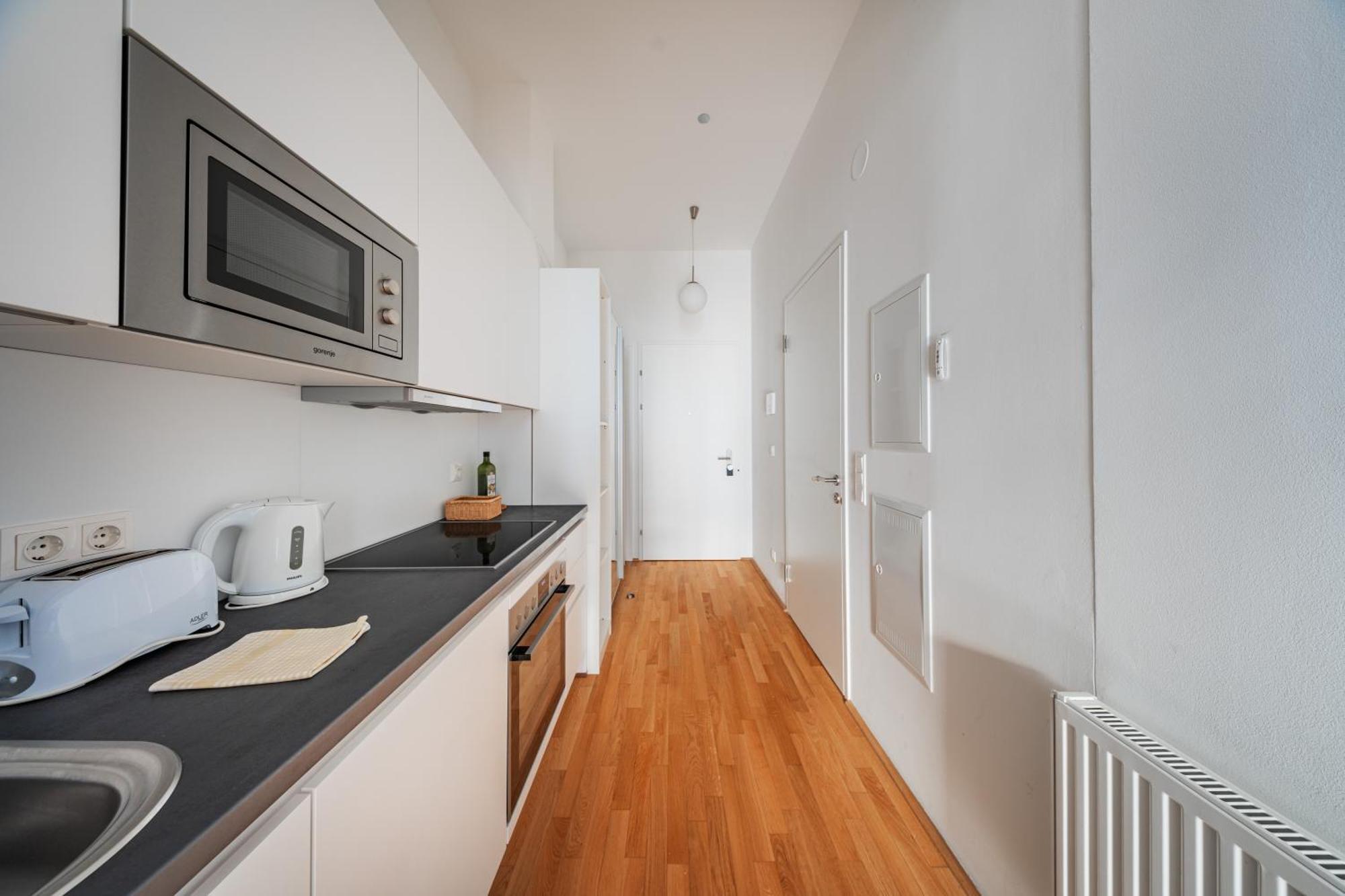 Stylish Nest For 4 Apartment *