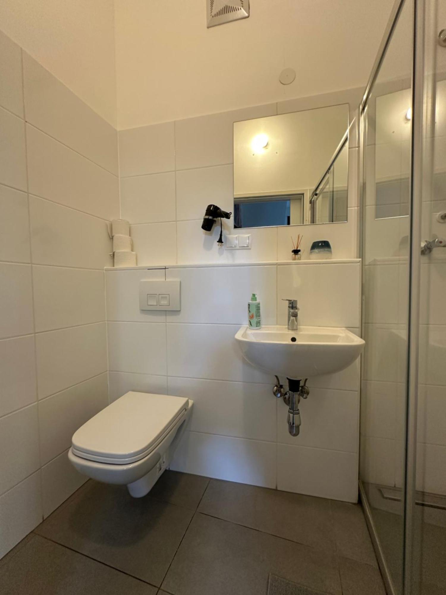 Housingplus 2*