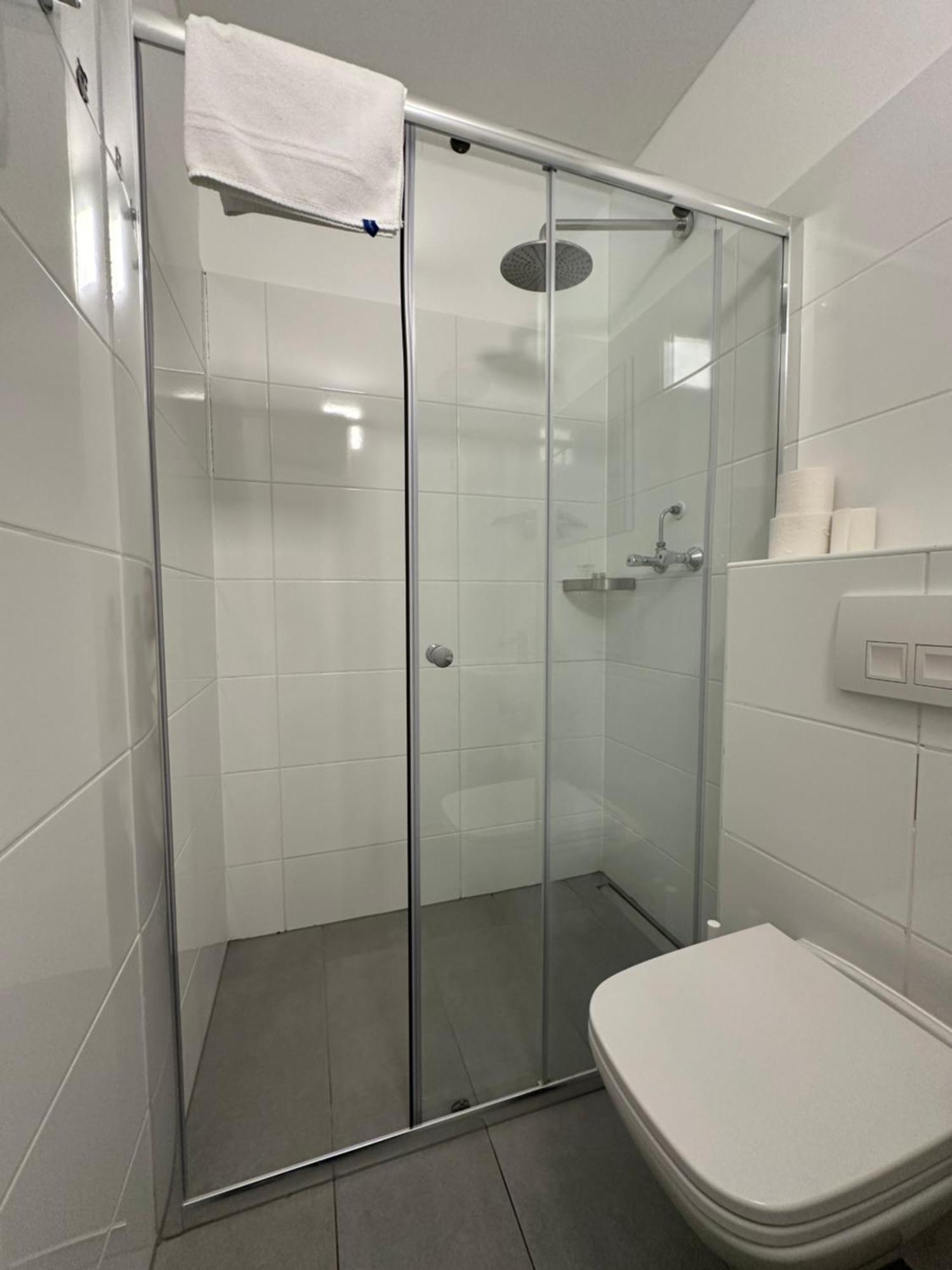 Housingplus 2* Viena