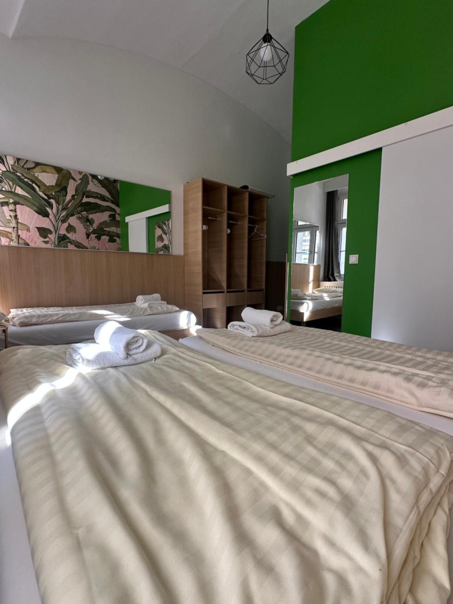 Housingplus 2* Viena