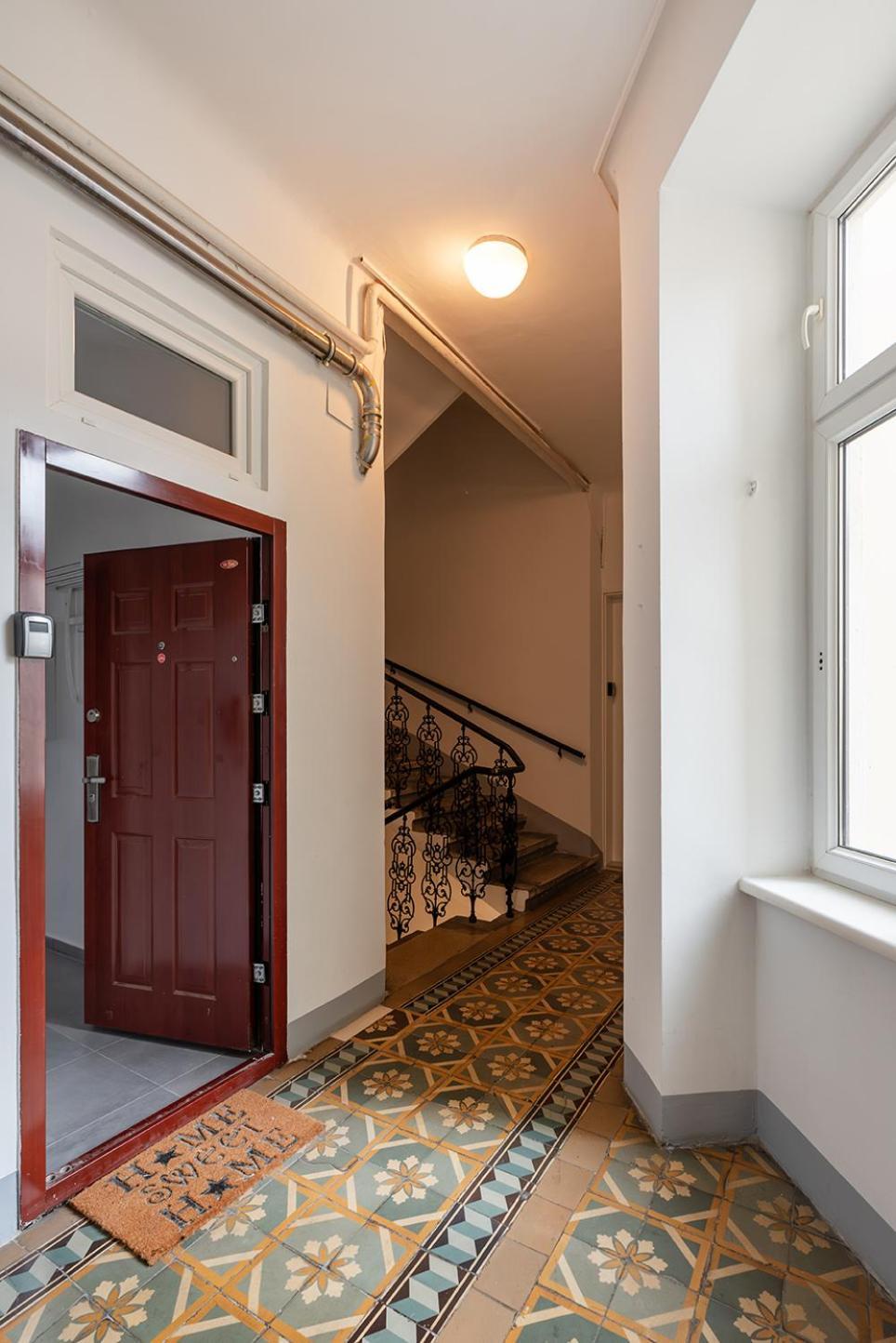 15 Minuten Ins Zentrum - Neu Und Komfortabel Mit Klimaanlage Apartment