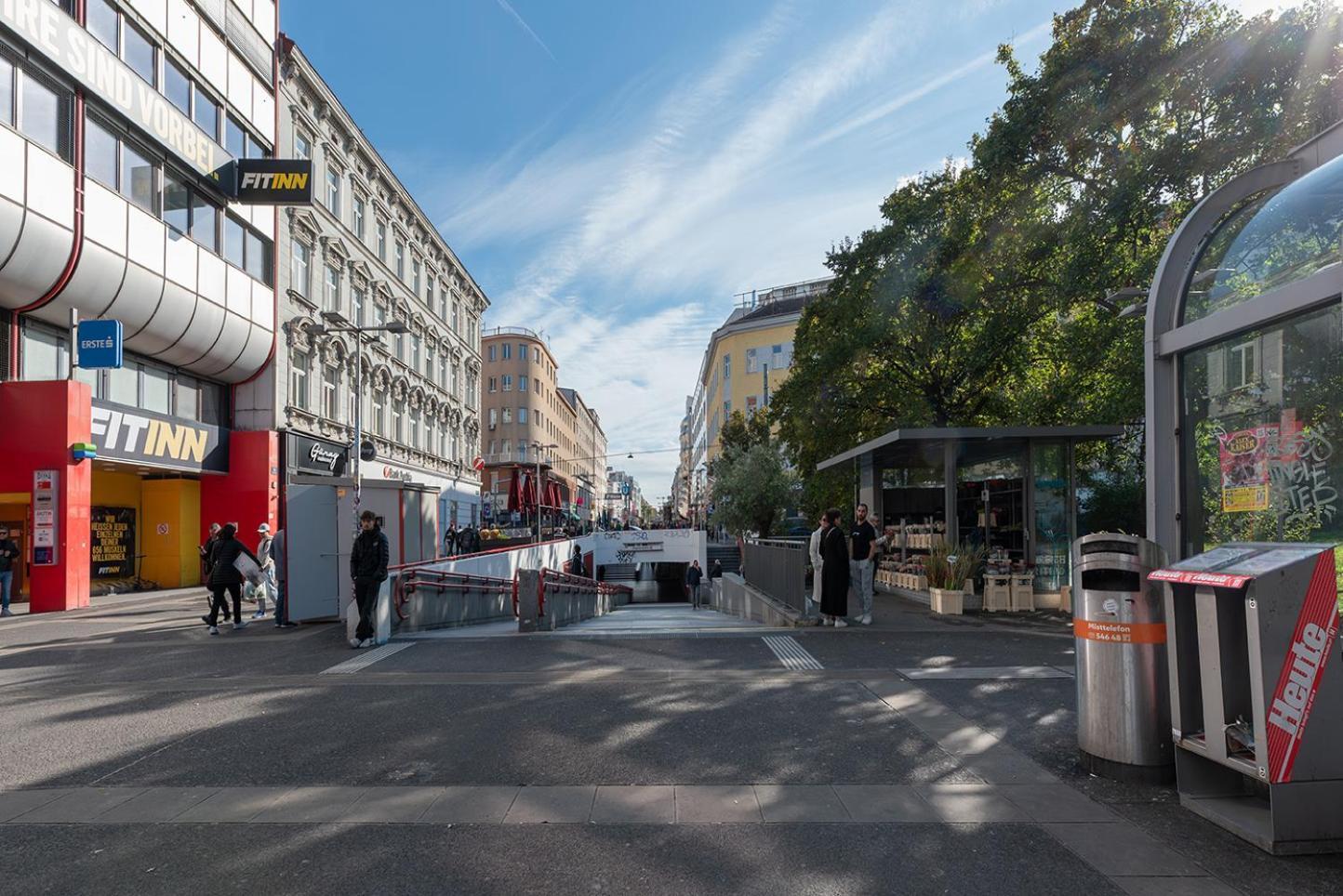 Ruheoase Im Dachgeschoss Mit Klimaanlage, Nur 10 Minuten Ins Zentrum Apartment *