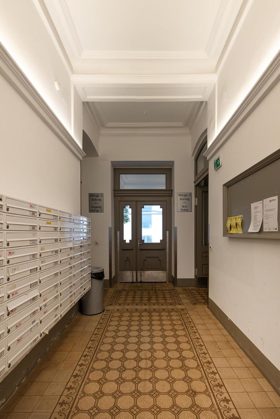 Apartment Ruheoase Im Dachgeschoss Mit Klimaanlage, Nur 10 Minuten Ins Zentrum
