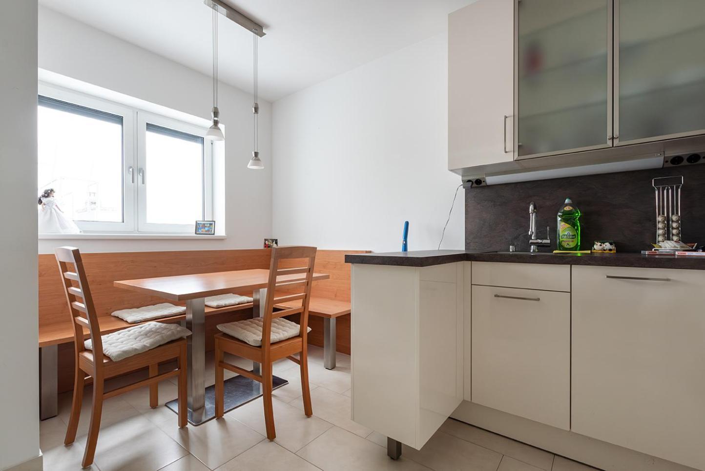 Ruheoase Im Dachgeschoss Mit Klimaanlage, Nur 10 Minuten Ins Zentrum Apartment *