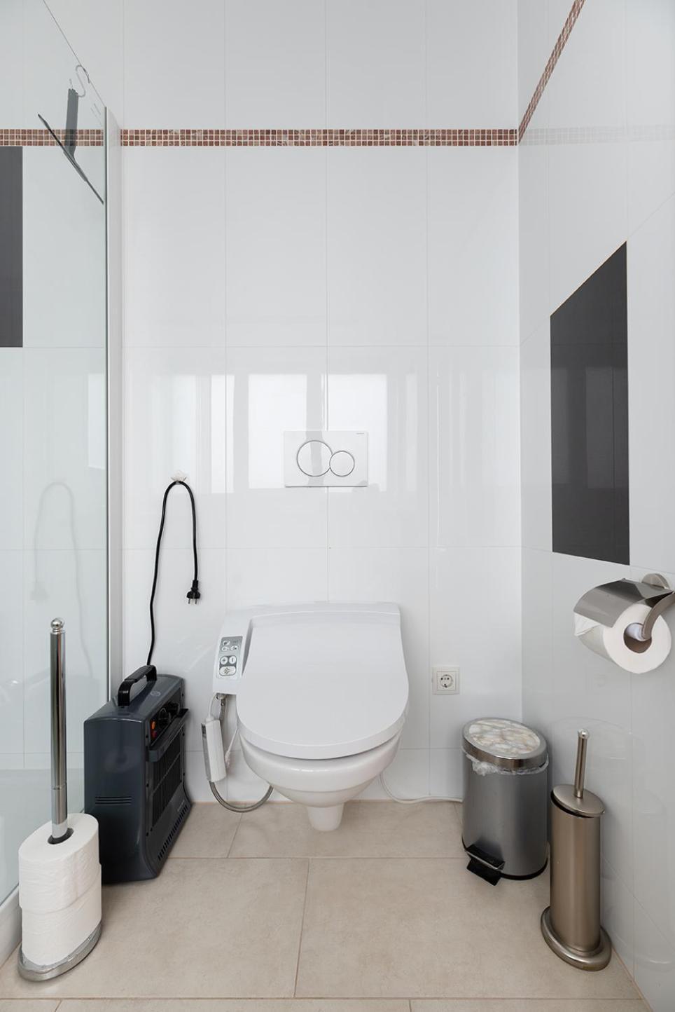 Apartment Ruheoase Im Dachgeschoss Mit Klimaanlage, Nur 10 Minuten Ins Zentrum *