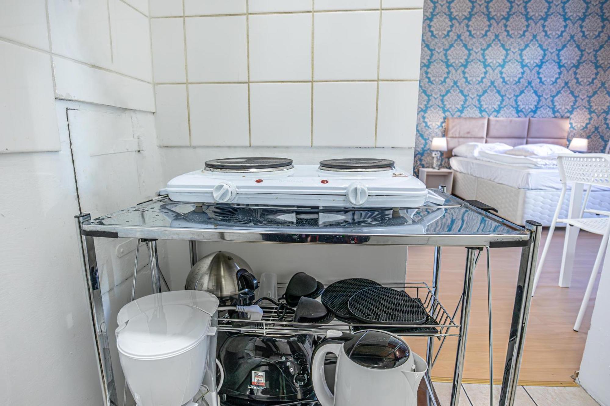 Prime Getaway With Easy Access Apartment *