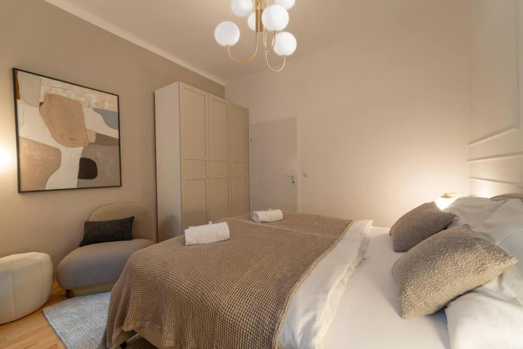 Josef'S Home I Premium Apartment I Modern & Urban *