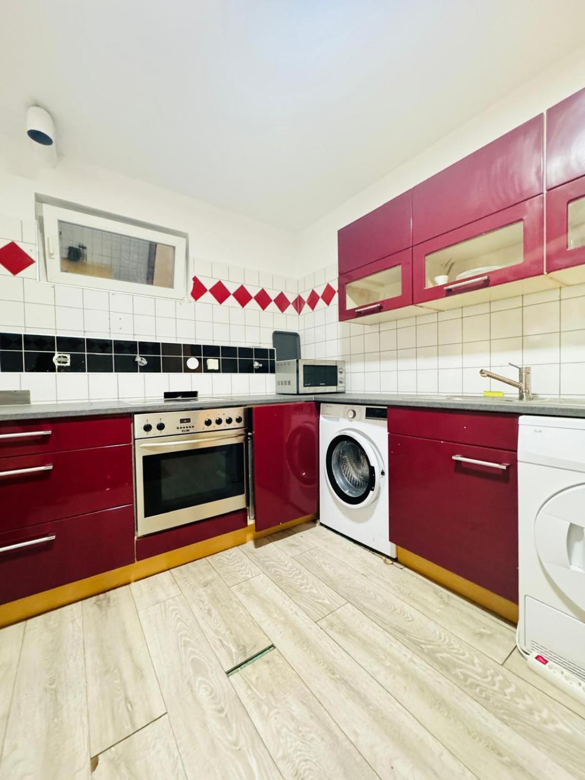 Apartment Exquisite In Shared With Garden & Parking Vienna