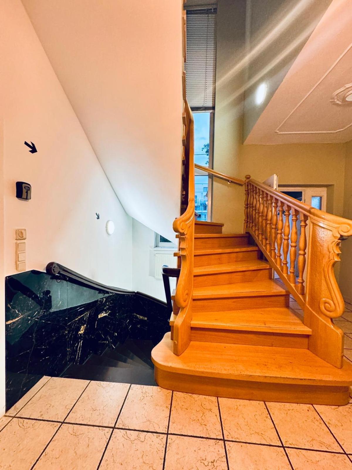 Exquisite In Shared With Garden & Parking Apartment Vienna