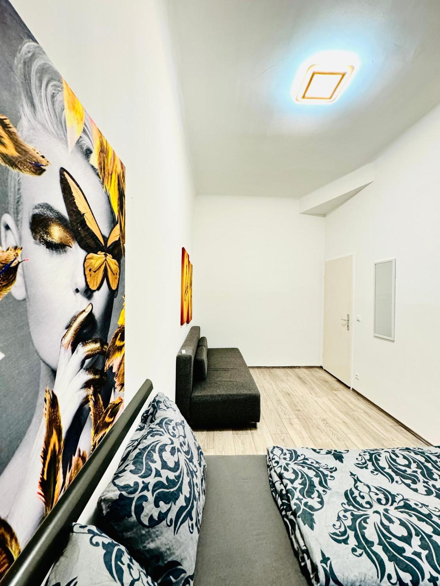 Comfy 3br In A Shared Apt, 10min To Fac Platz Apartment Wien