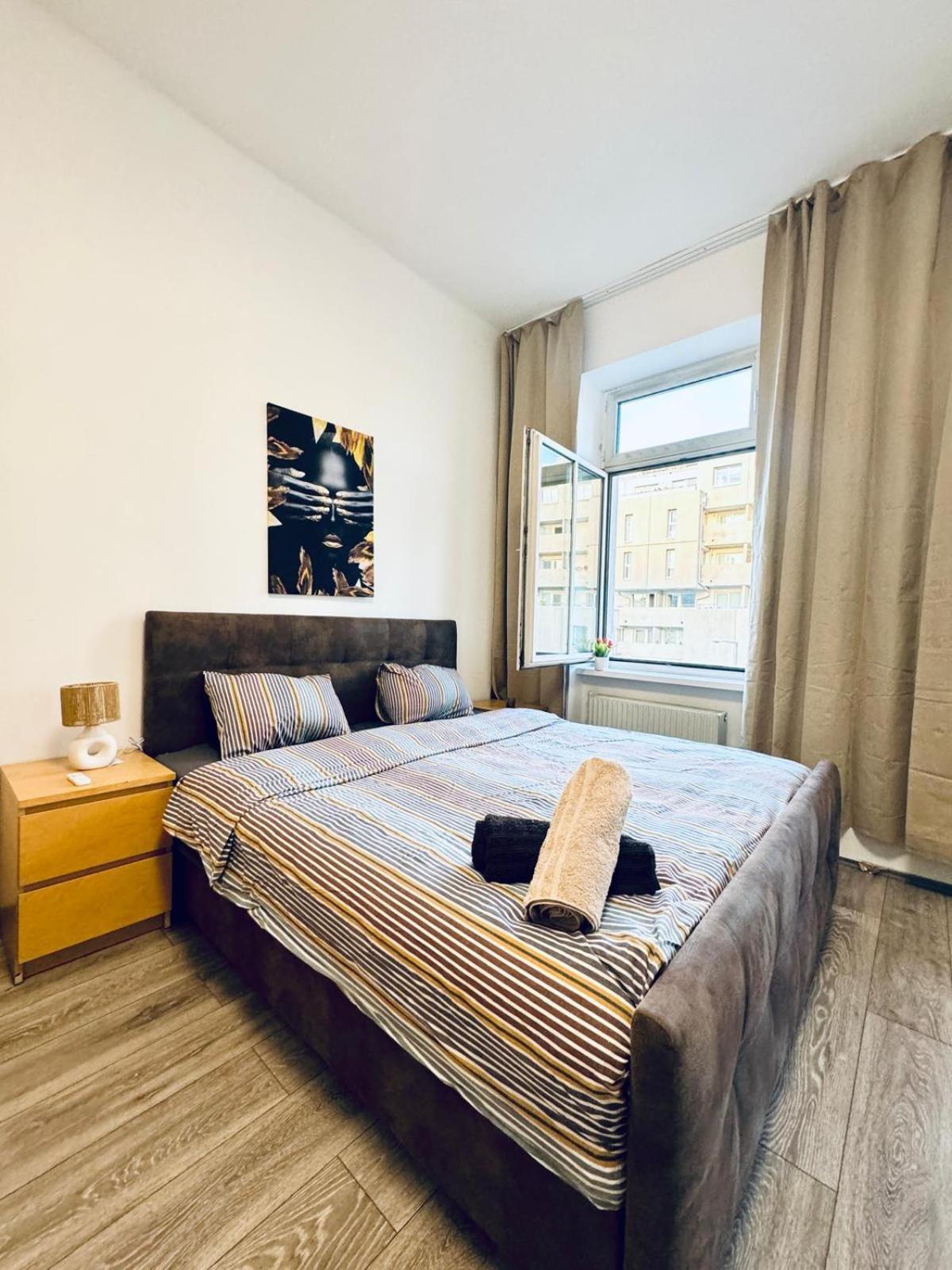 Comfy 3br In A Shared Apt, 10min To Fac Platz Apartment Wien