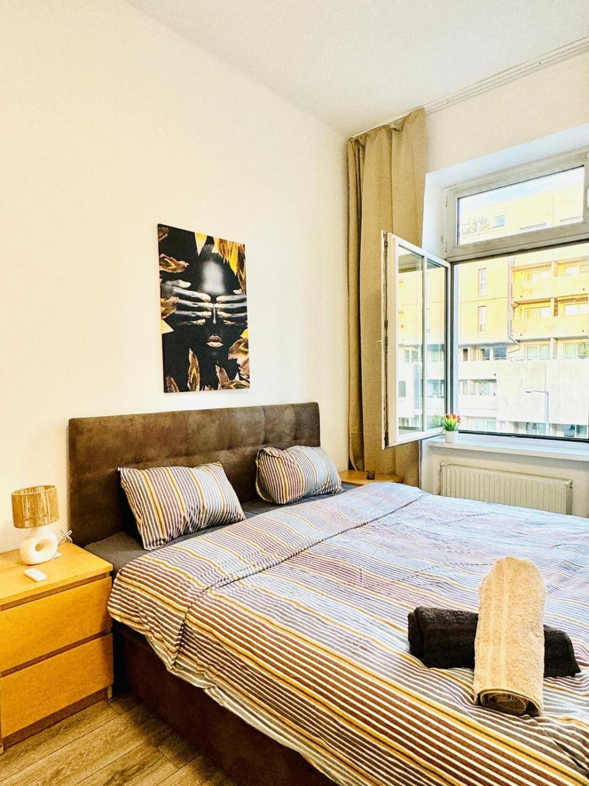 Comfy 3br In A Shared Apt, 10min To Fac Platz *