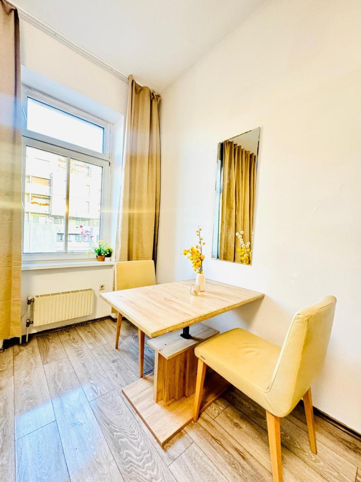 Comfy 3br In A Shared Apt, 10min To Fac Platz