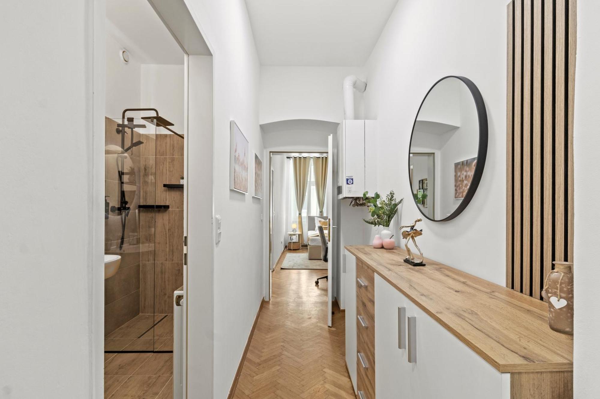Zentrale, Stilvolle Und Gemuetliche Apartment Vienna