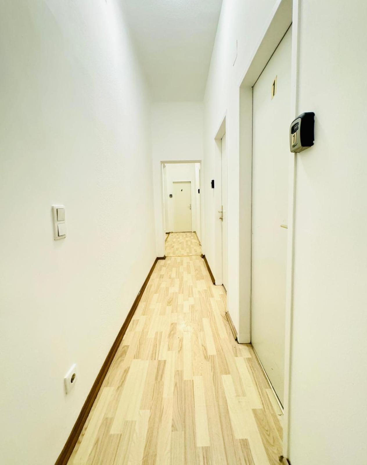 Apartment 4br In A Shared Apt, 10 Min To Fac Platz