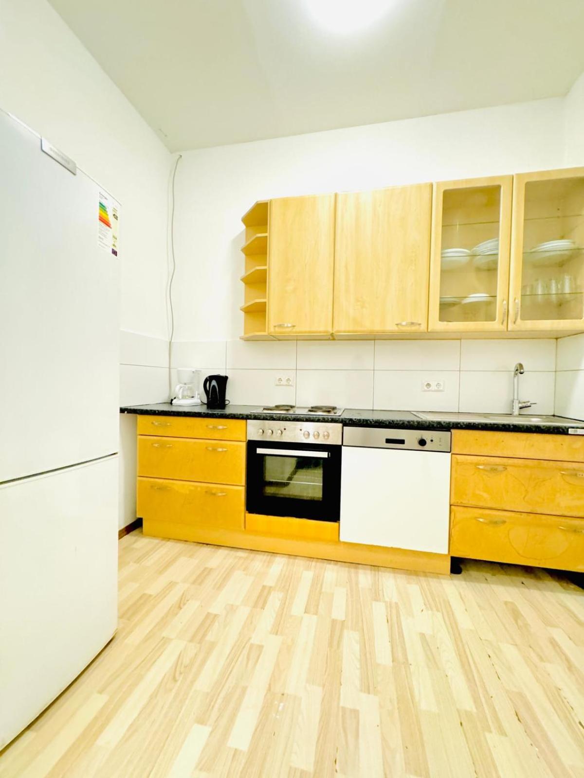 4br In A Shared Apt, 10 Min To Fac Platz *